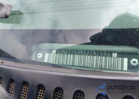 2005 Chevrolet Tahoe Ls z USA, uszkodzony, nr VIN 1GNEC13V95J191596